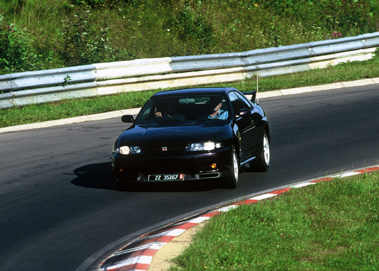 R33 Nissan Skyline GT-R Picture